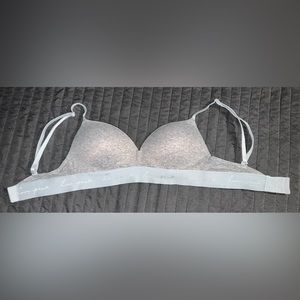 Victoria’s Secret PINK wireless push-up bra. 32c light grey.